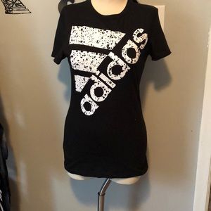 Adidas T-shirt